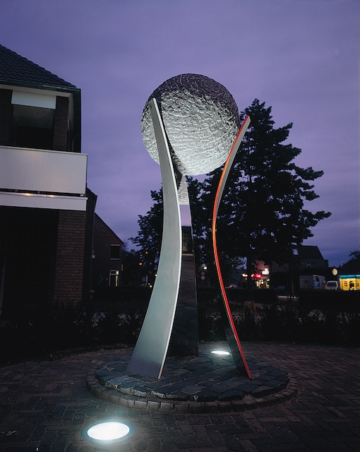 monumentaal
